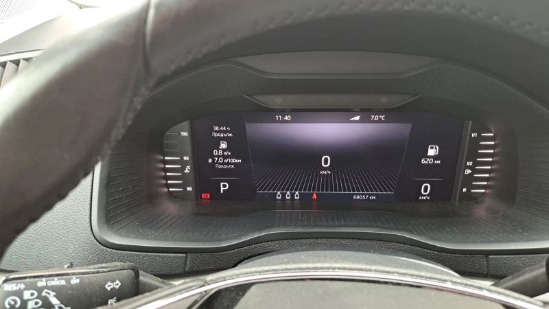 Skoda Karoq Ambition Hockey edition, снимка 5 - Автомобили и джипове - 53593347