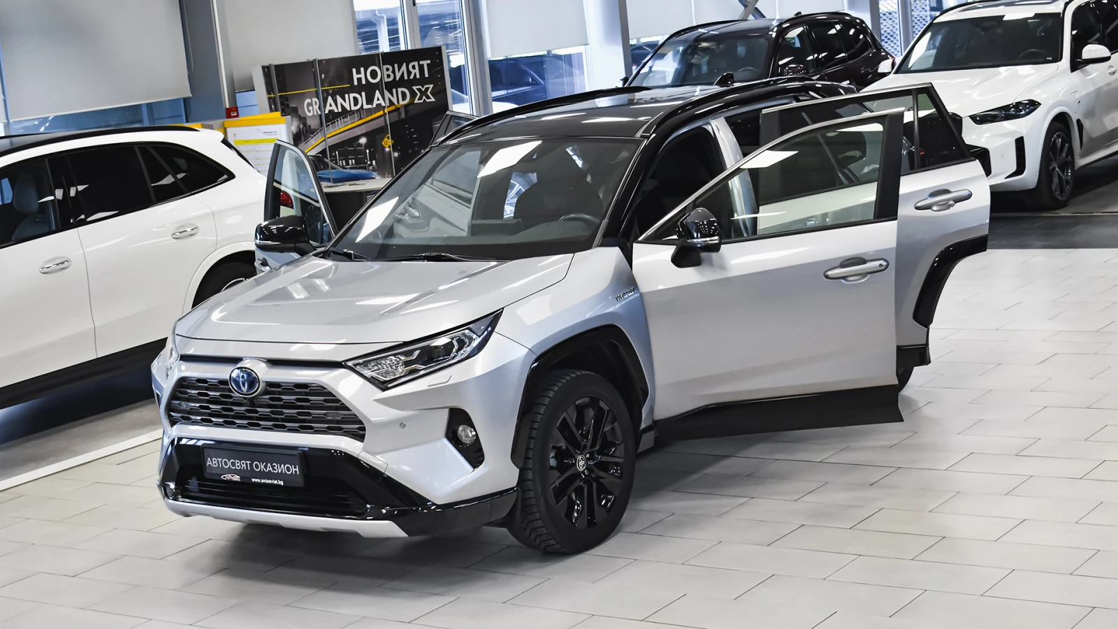 Toyota Rav4 2.5 Hybrid Luxury Automatic - [1] 