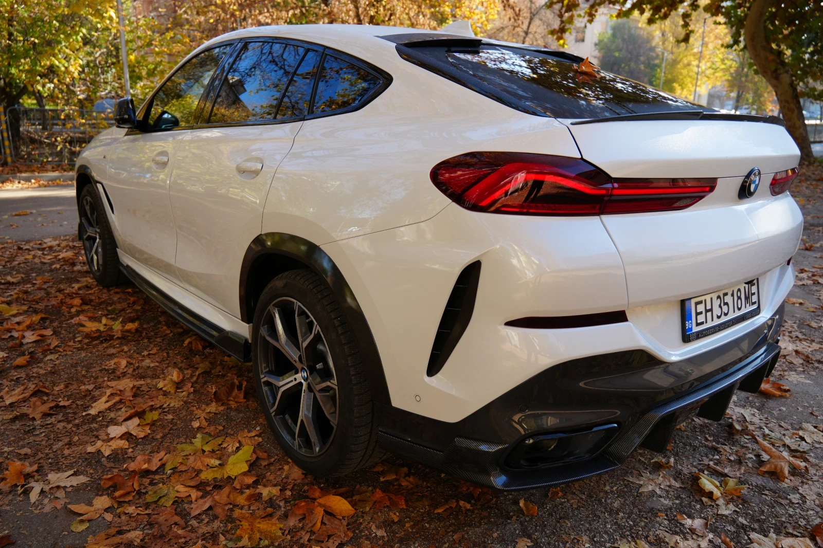 BMW X6 M 30d xDrive Laser Carbon SoftClose Active Sound   - изображение 3