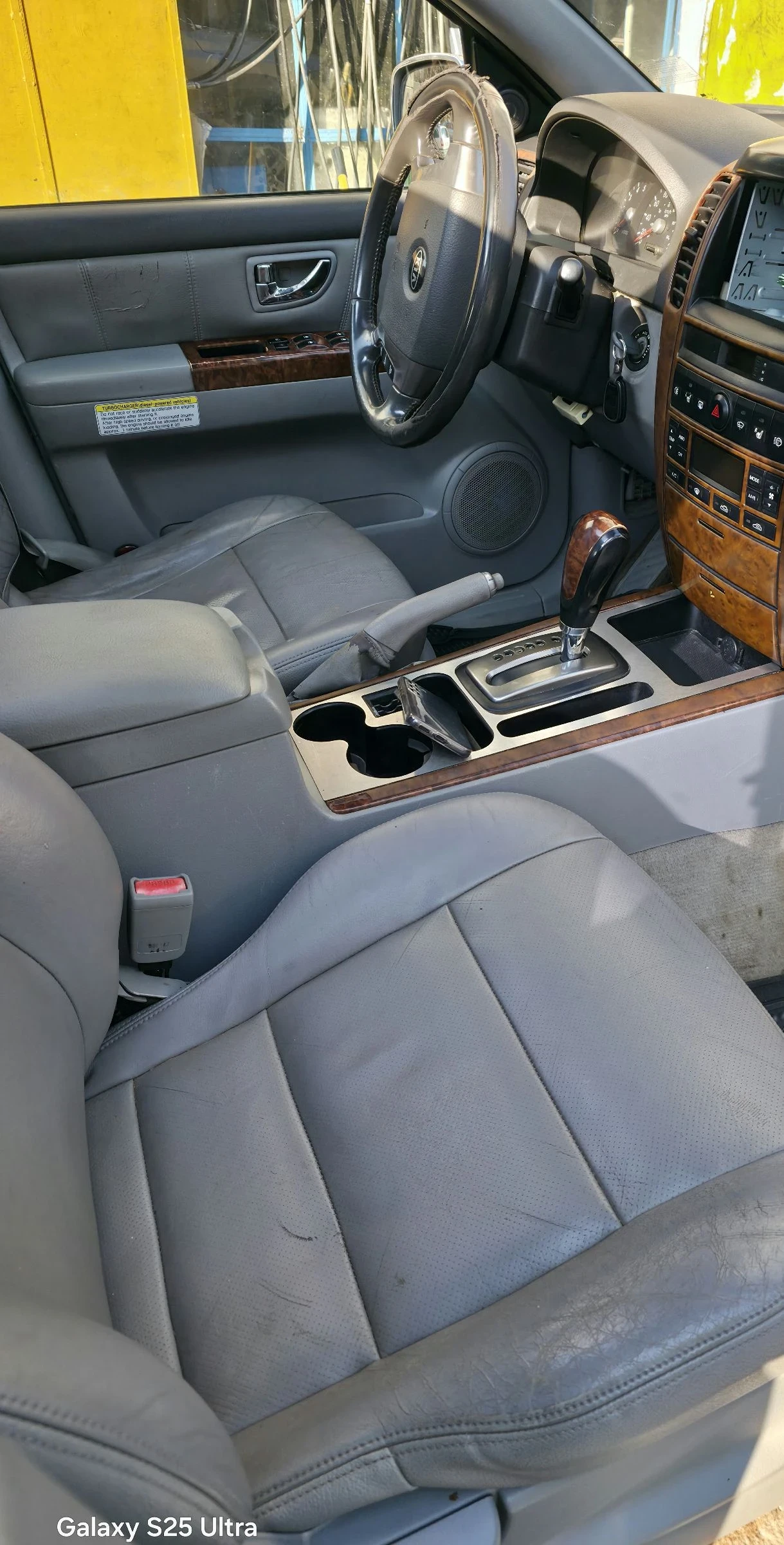 Kia Sorento 2.5   4x4, снимка 5 - Автомобили и джипове - 53735738