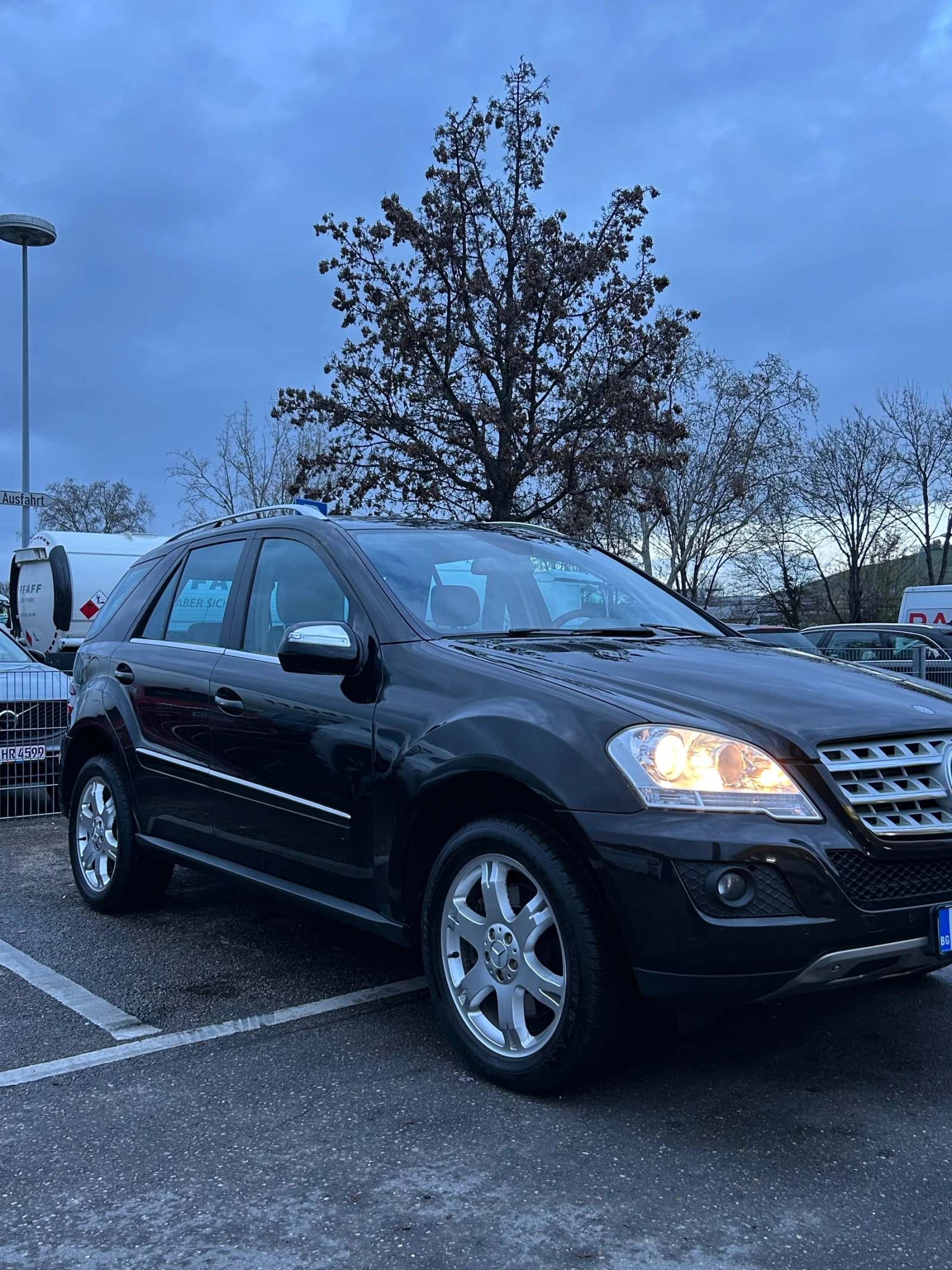 Mercedes-Benz ML 420, снимка 2 - Автомобили и джипове - 53914152