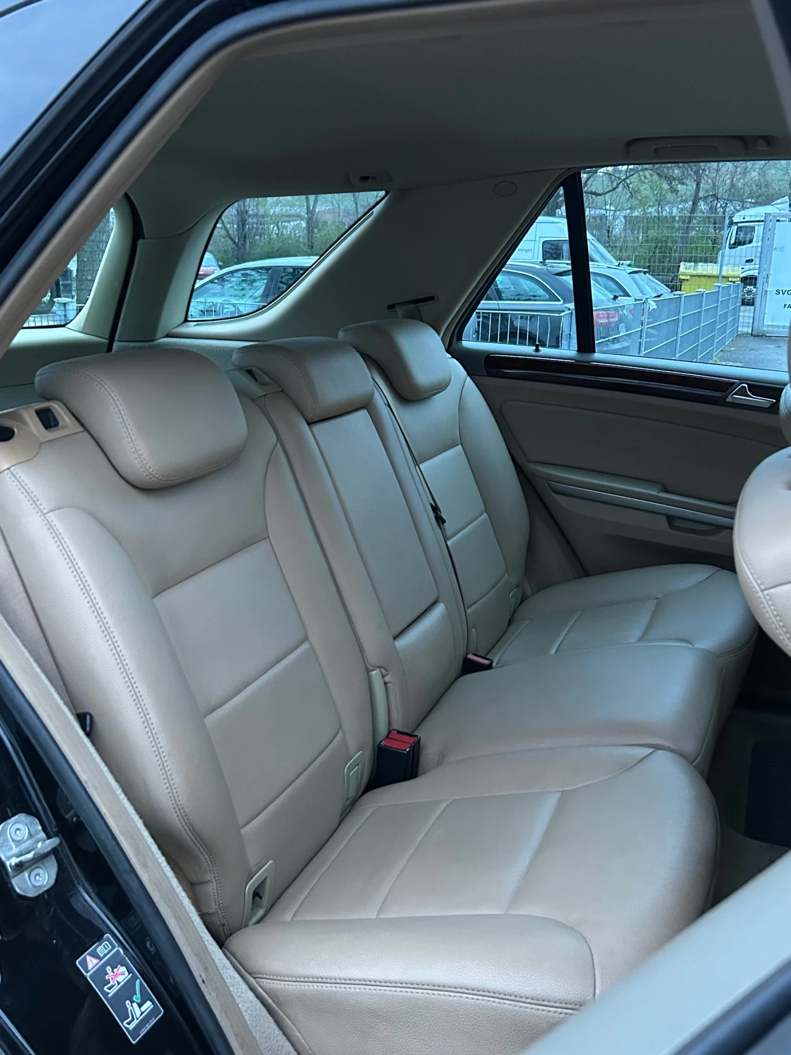 Mercedes-Benz ML 420, снимка 7 - Автомобили и джипове - 53914152