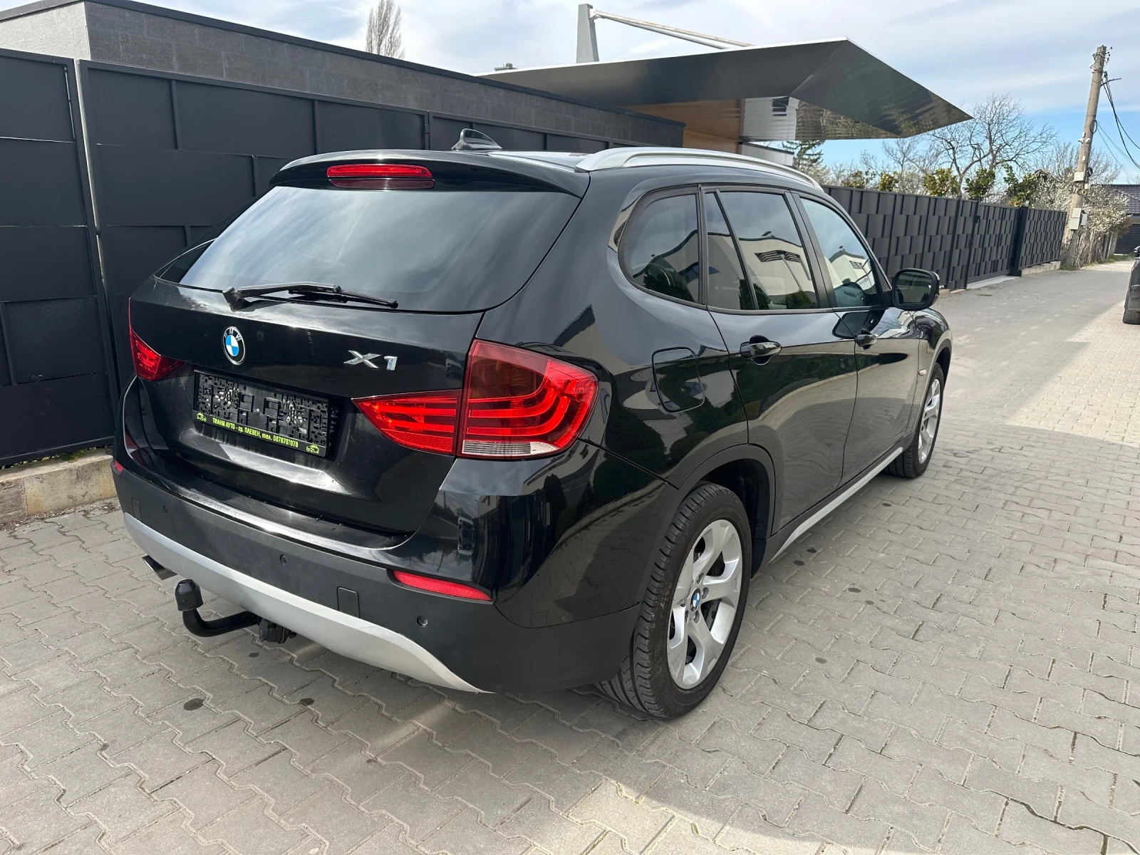 BMW X1 2.0-ДИЗЕЛ, снимка 4 - Автомобили и джипове - 54130083