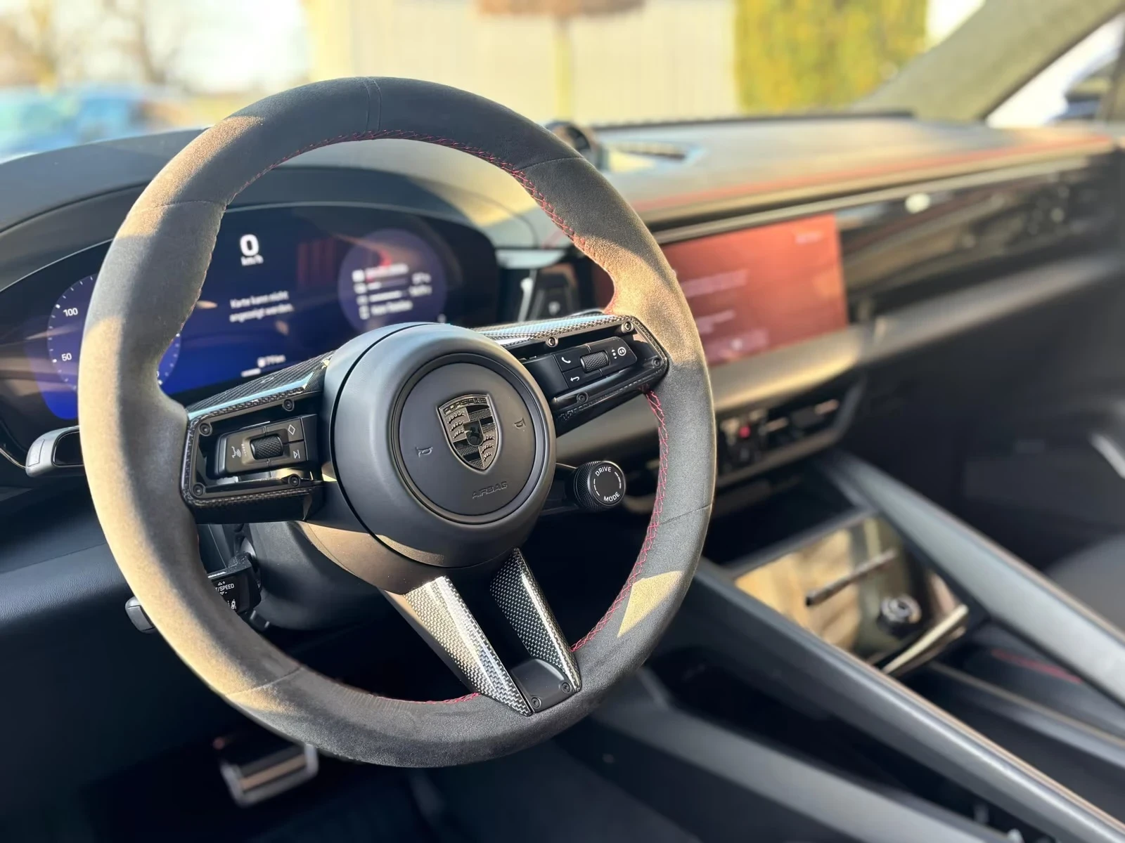 Porsche Macan Turbo DISTR AIR Matrix PPF 360 Burmester PANO W/P+, снимка 8 - Автомобили и джипове - 54382350