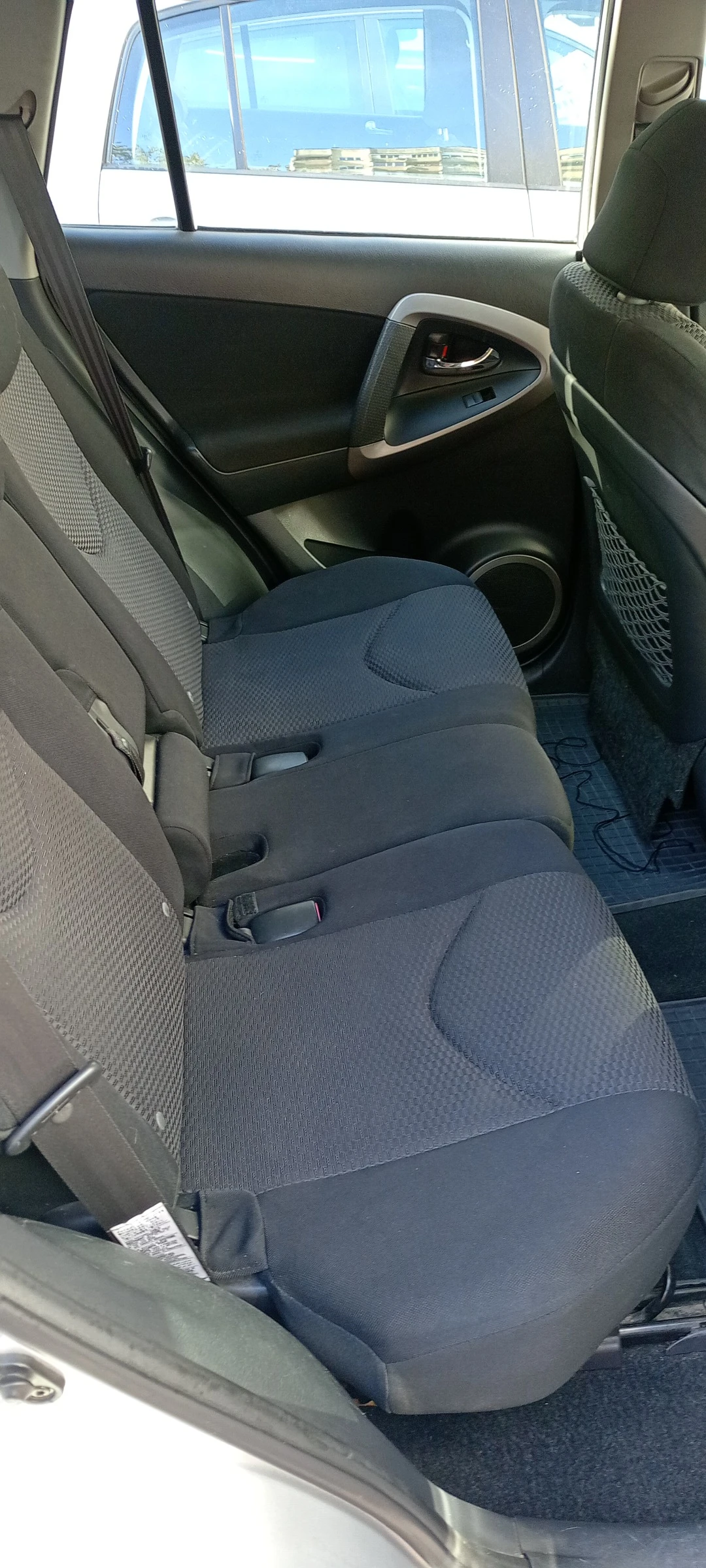 Toyota Rav4, снимка 3 - Автомобили и джипове - 54631616