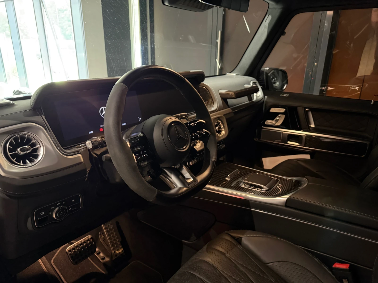 Mercedes-Benz G 63 AMG, снимка 12 - Автомобили и джипове - 54630756