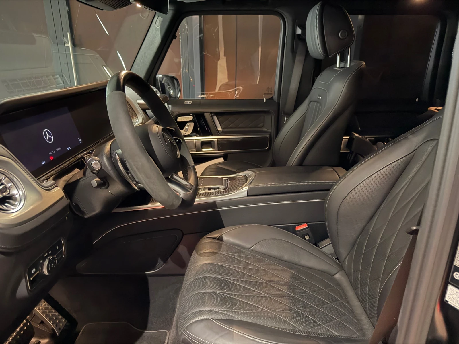 Mercedes-Benz G 63 AMG, снимка 11 - Автомобили и джипове - 54630756