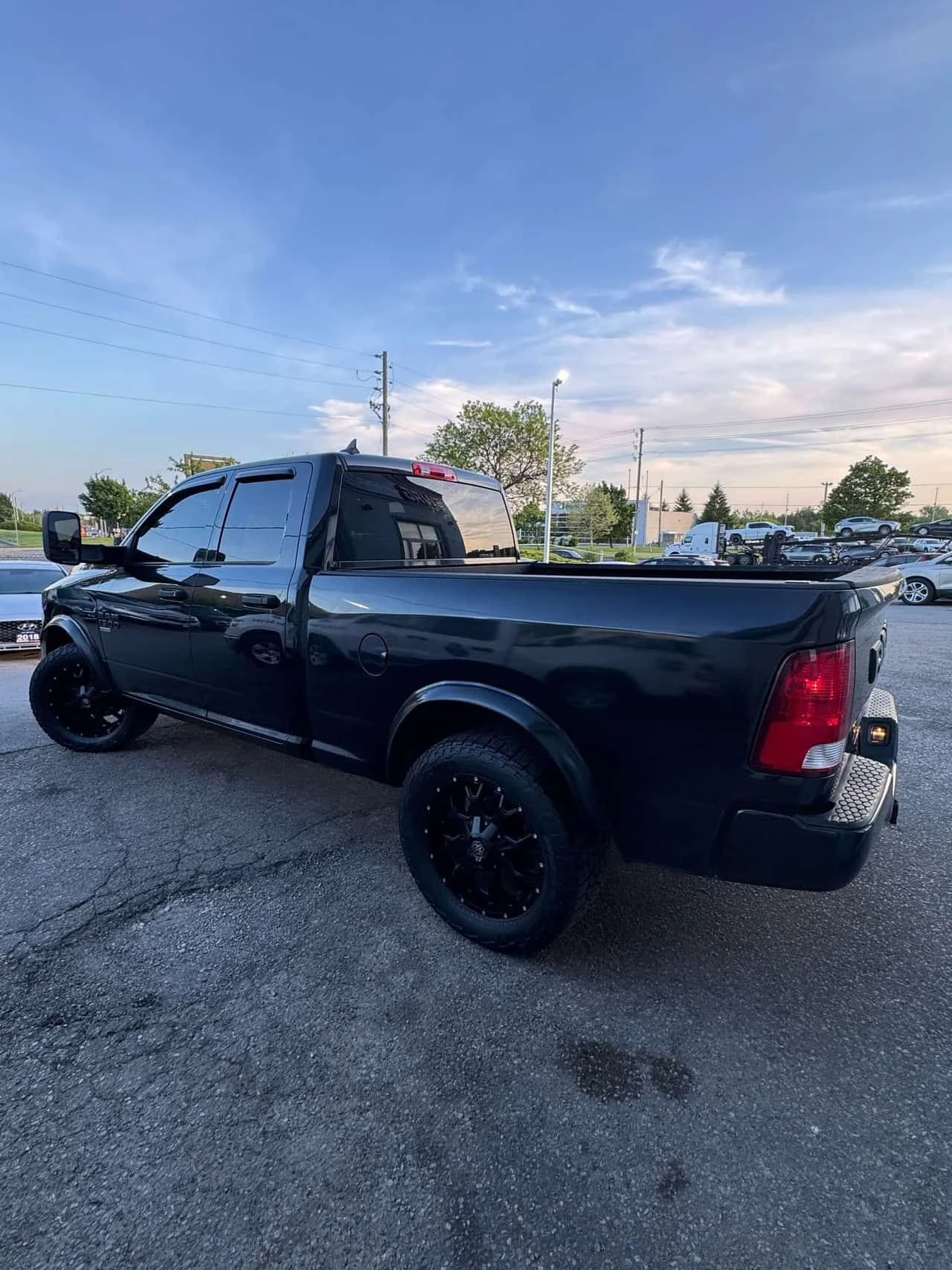 Dodge RAM 1500 * Express 4x4 Quad Cab 6'4 Box * CARFAX * ���� | Mobile.bg � ����������� 5