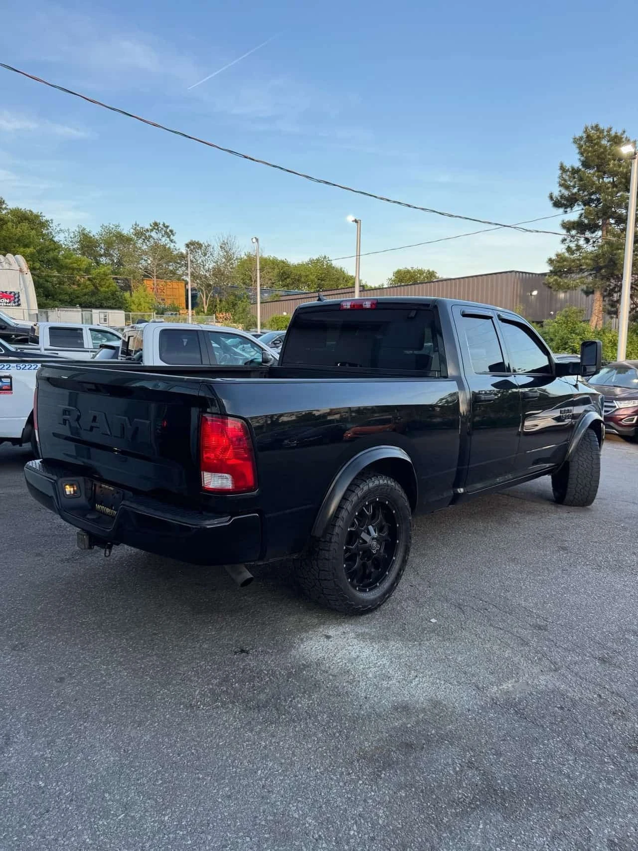 Dodge RAM 1500 * Express 4x4 Quad Cab 6'4 Box * CARFAX * ���� | Mobile.bg � ����������� 7