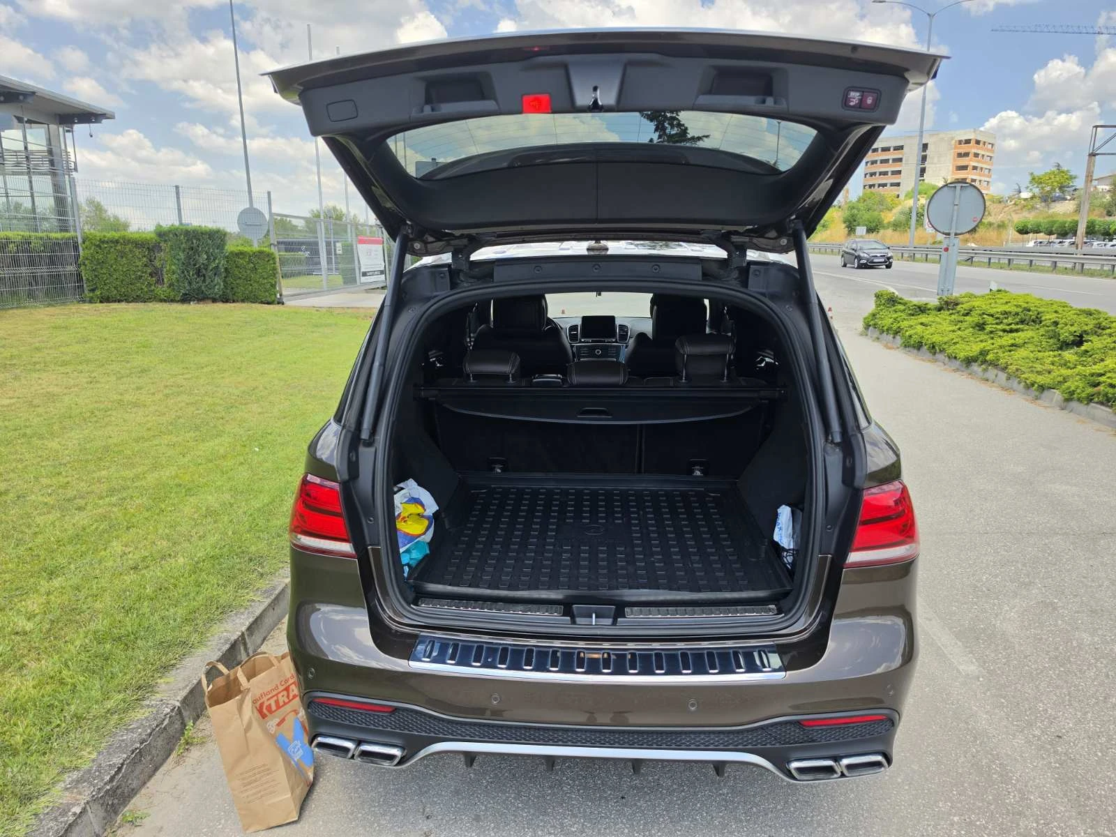 Mercedes-Benz GLE 63 S AMG AMG V8 BiTurbo, снимка 11 - Автомобили и джипове - 55178296
