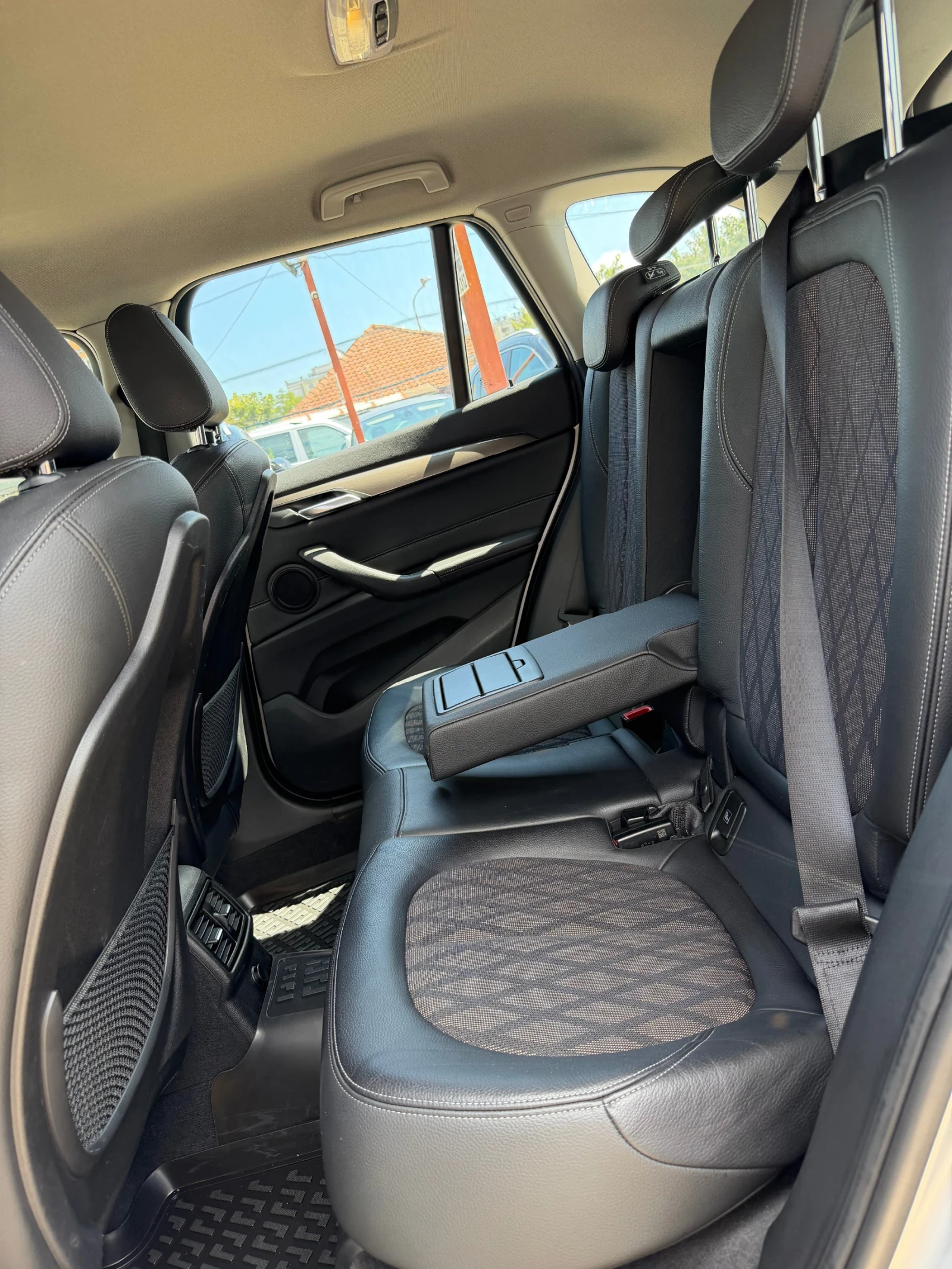 BMW X1 �1 X-DRIVE 100%����� �� ������ ����� | Mobile.bg � ����������� 8