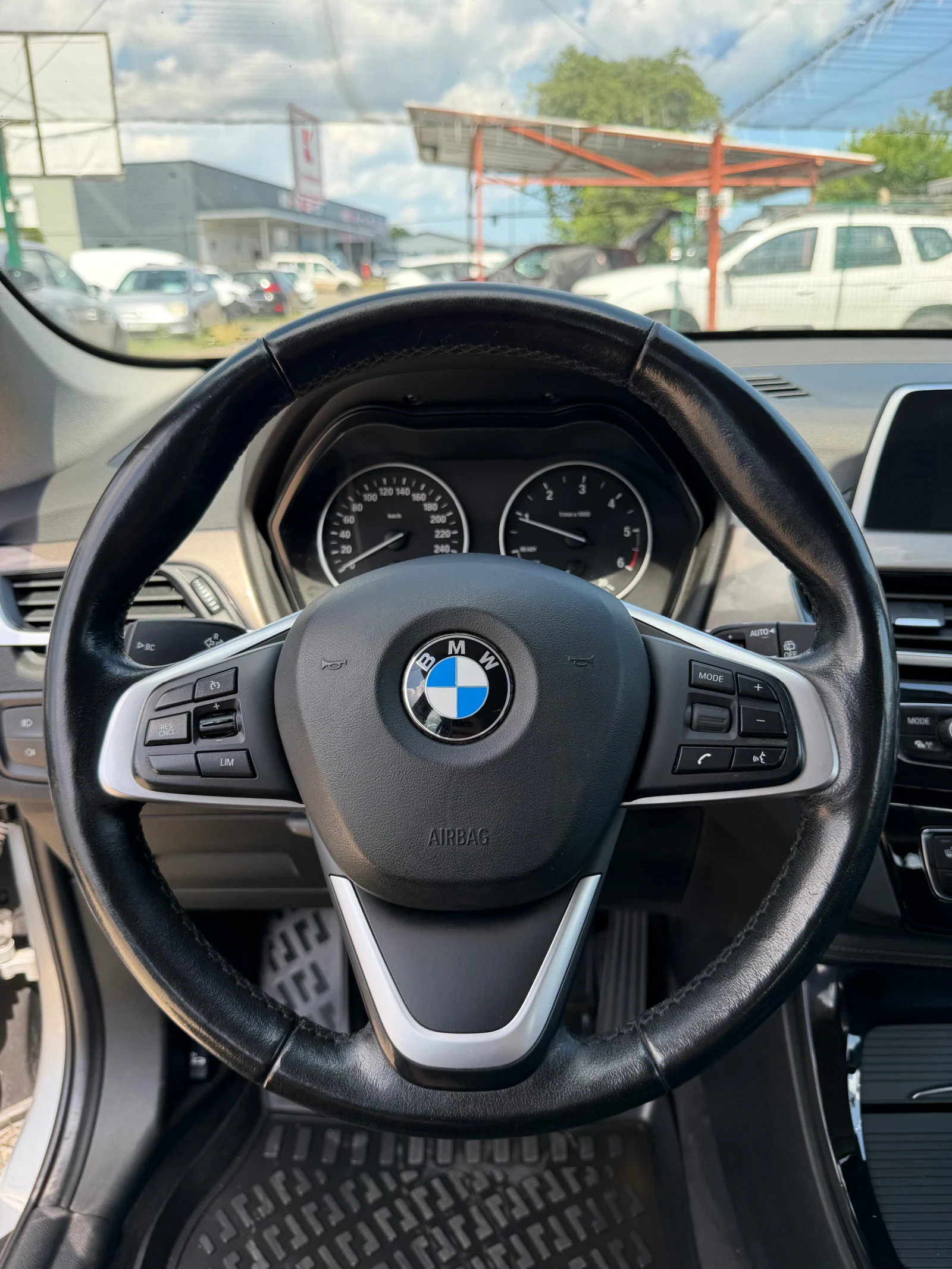 BMW X1 �1 X-DRIVE 100%����� �� ������ ����� | Mobile.bg � ����������� 13