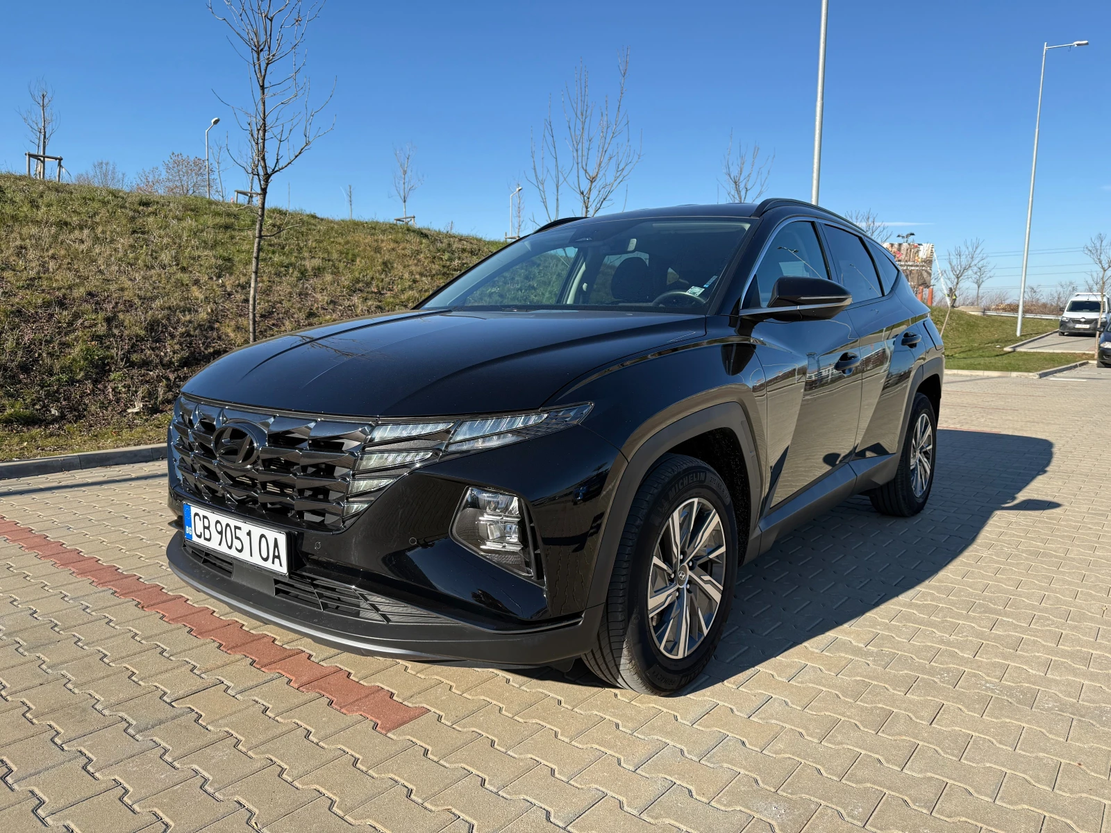 Hyundai Tucson 1.6 T-GDi / HEV / 230 к.с. / 4х4 / Гаранционен