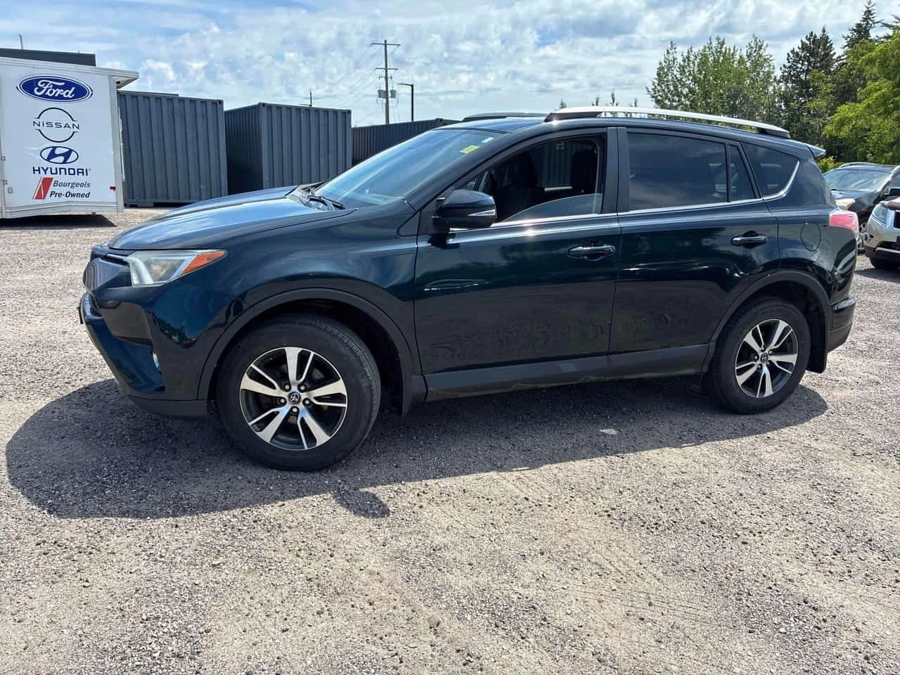 Toyota Rav4 * XLE * CARFAX * БЕЗ ПЪРВОНАЧАЛНА ВНОСКА, снимка 2 - Автомобили и джипове - 55632535