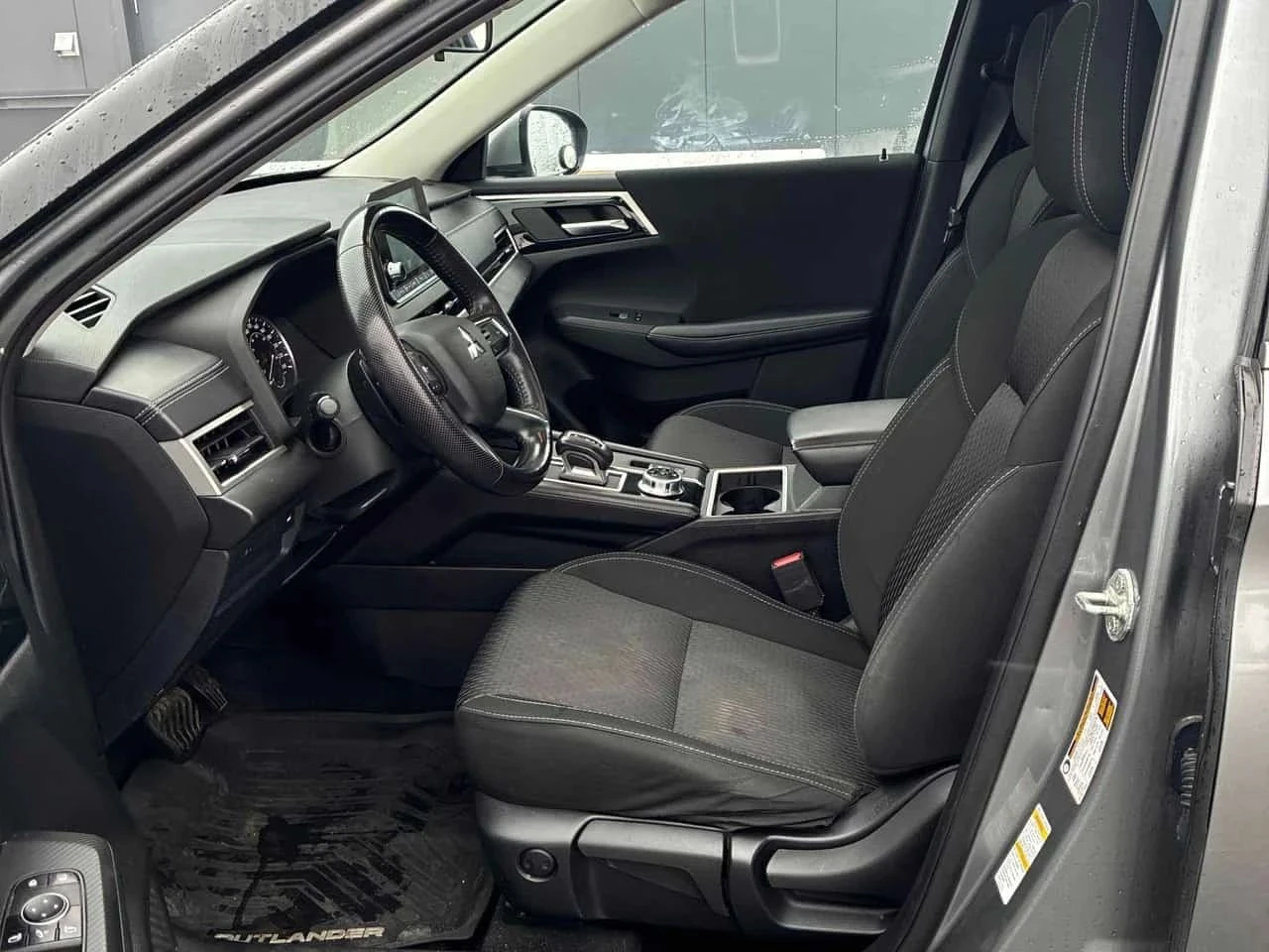 Mitsubishi Outlander, снимка 14 - Автомобили и джипове - 56737573