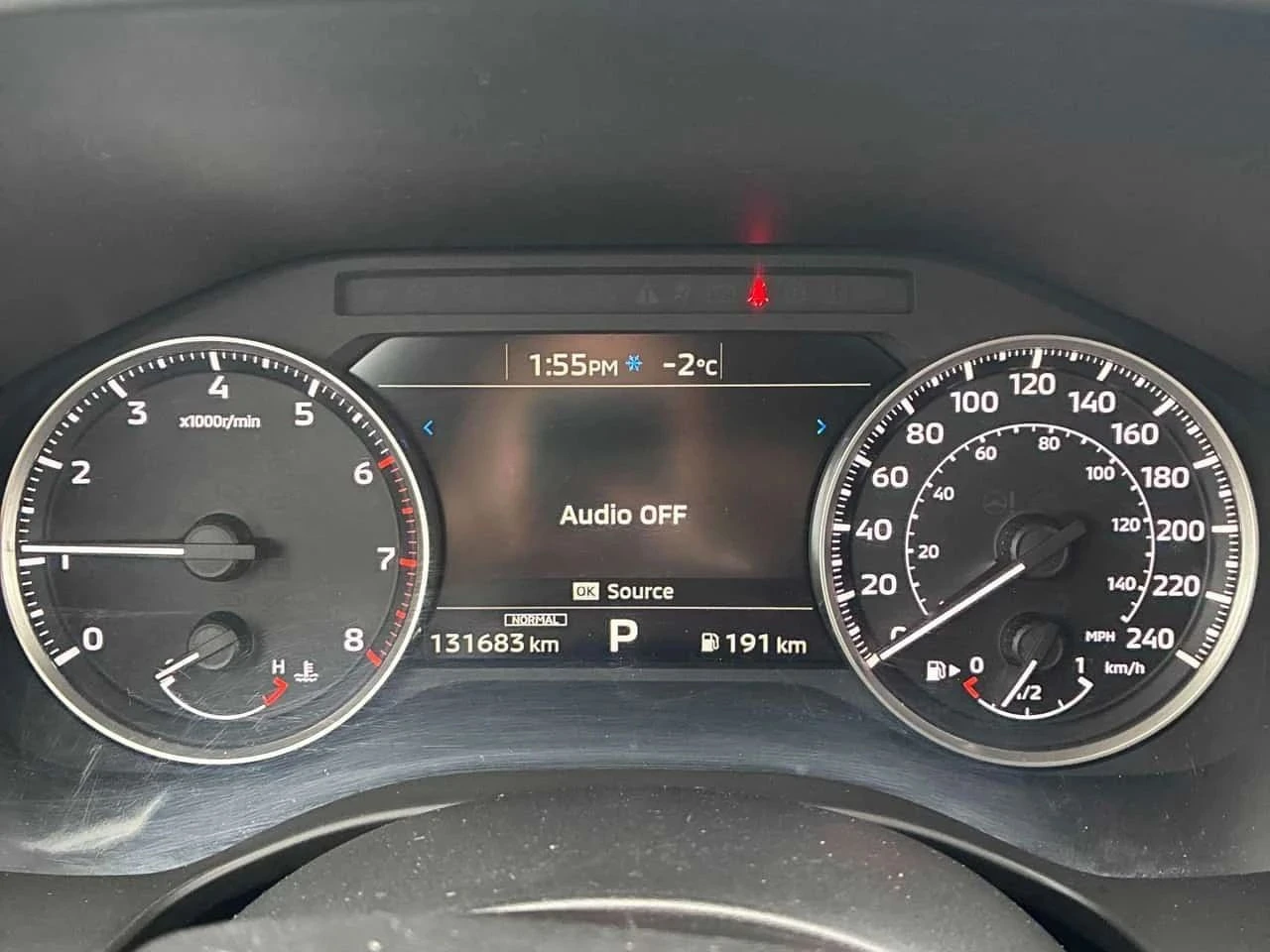 Mitsubishi Outlander, снимка 8 - Автомобили и джипове - 56737573