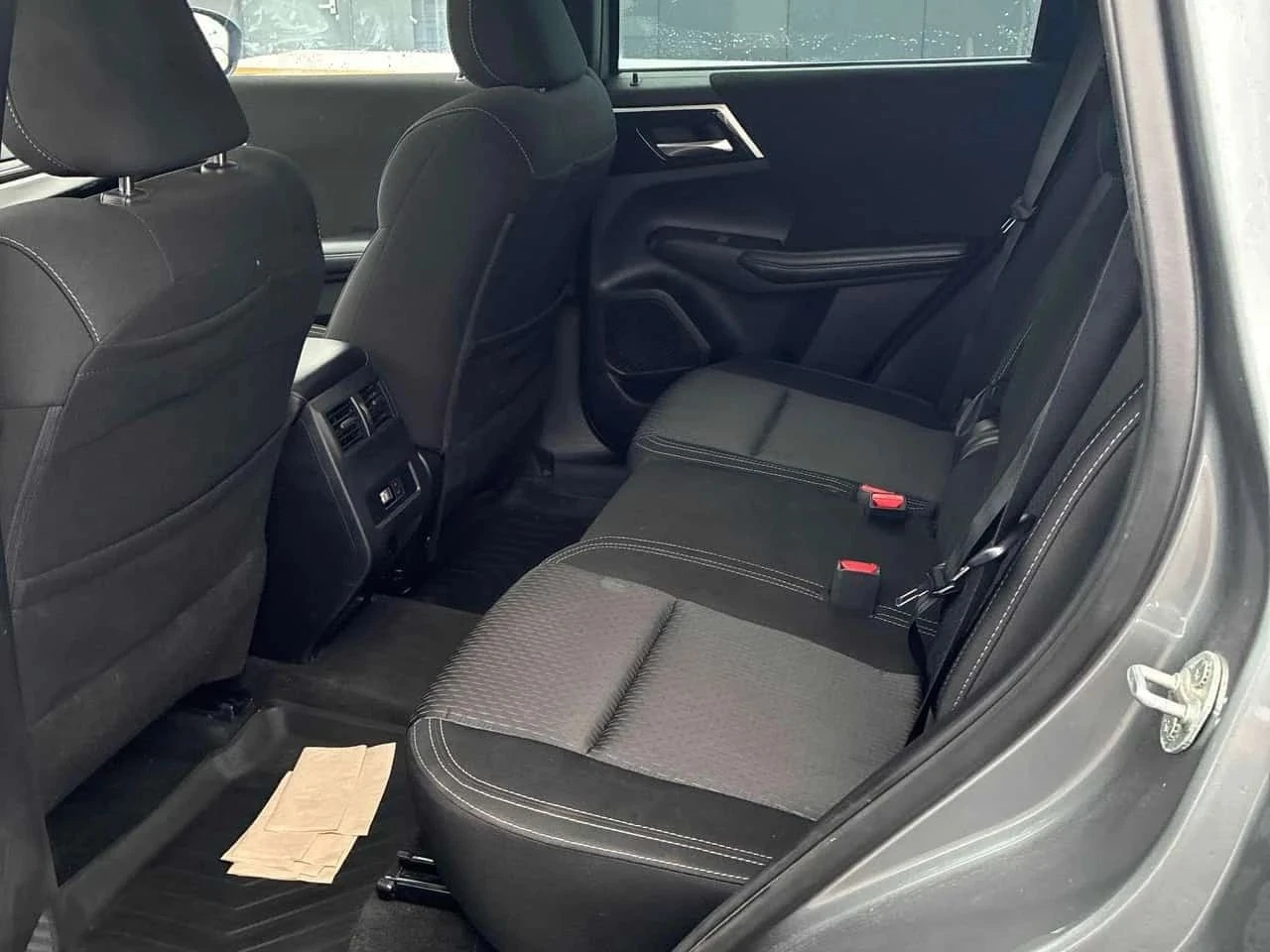 Mitsubishi Outlander, снимка 15 - Автомобили и джипове - 56737573