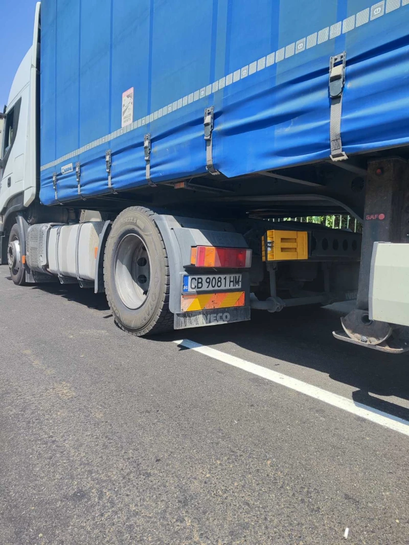 Iveco Stralis, снимка 4 - Камиони - 52864102