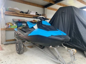 ����� �� �������� �� ���� Bombardier Sea Doo Spark