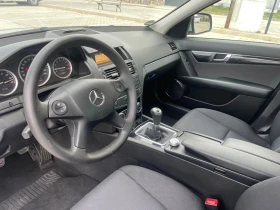 Mercedes-Benz C 180 Kompressor 6ск./Подгрев/Нави/Реален пробег, снимка 8