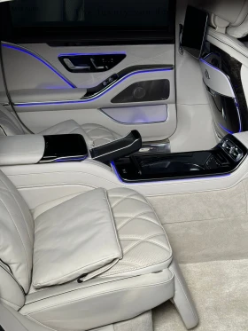 Mercedes-Benz S 680 Maybach* 4Matic* ChauffeurPack* TV* HuD* Burmester, снимка 11