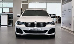 BMW 530E M* SPORT* ОБДУХВАНЕ* 360КАМЕРА* ХЕДЪП* LANE* ASSIS, снимка 3