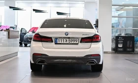 BMW 530E M* SPORT* ОБДУХВАНЕ* 360КАМЕРА* ХЕДЪП* LANE* ASSIS, снимка 4