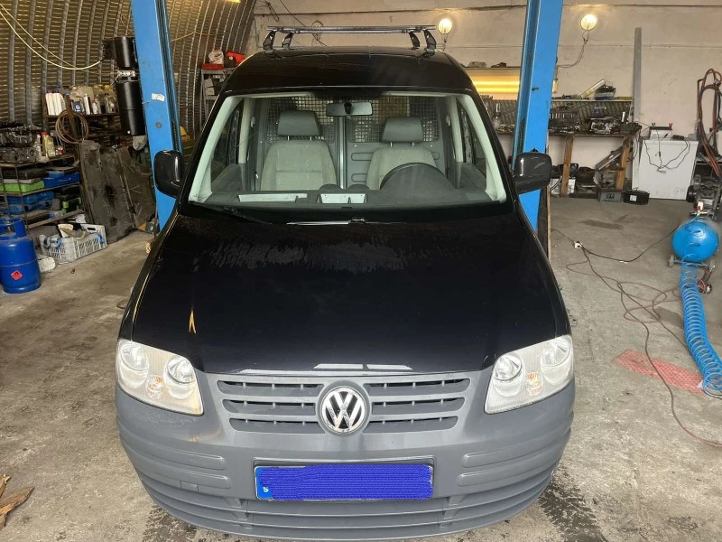 VW Caddy, снимка 1 - Автомобили и джипове - 48127973