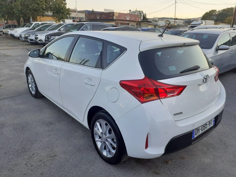 Toyota Auris 1, 4 D4D 90KC 6SK NAVI KAMERA LED EU 6, снимка 3 - Автомобили и джипове - 47633767