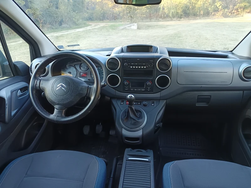 Citroen Berlingo 1.6 HDI Full PACK Panorama, снимка 9 - Автомобили и джипове - 47738930