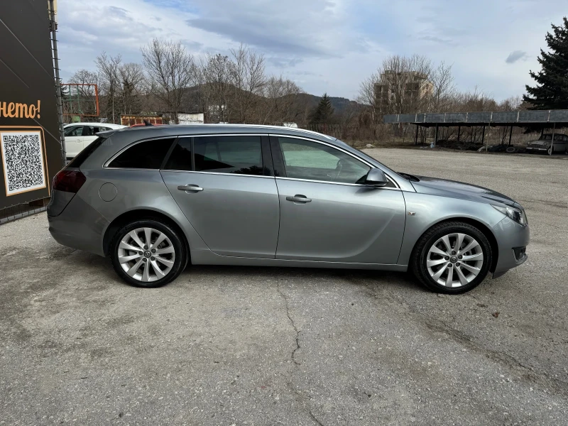 Opel Insignia 4х4 / Sport Tourer / Automatic / ЛИЗИНГ, снимка 8 - Автомобили и джипове - 48954079