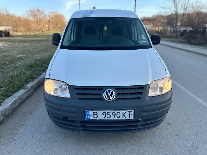 VW Caddy 1.6 газ инж , снимка 8 - Автомобили и джипове - 49397803