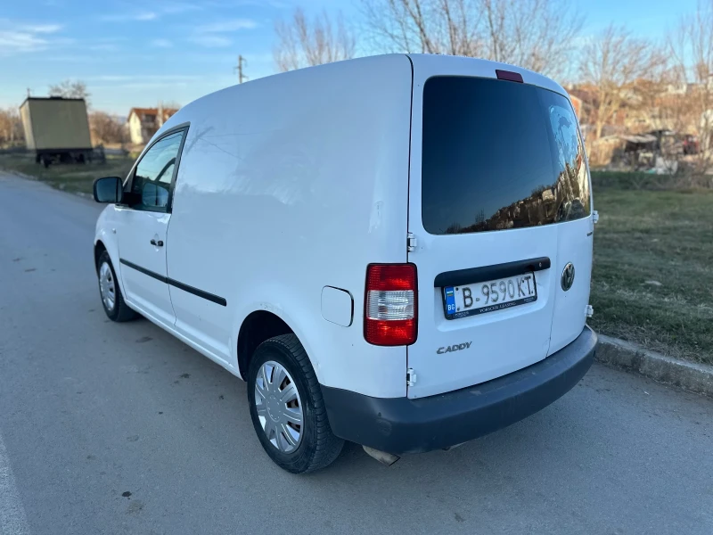 VW Caddy 1.6 газ инж , снимка 3 - Автомобили и джипове - 49397803