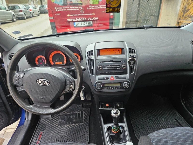 Kia Ceed, снимка 16 - Автомобили и джипове - 49536136