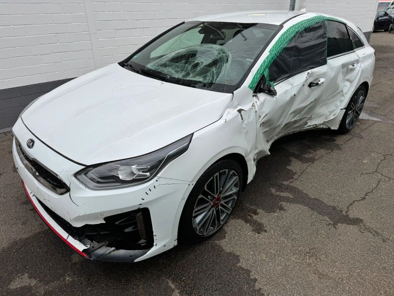 Kia Pro ceed 1.6T GDI GT, снимка 1 - Автомобили и джипове - 49564931