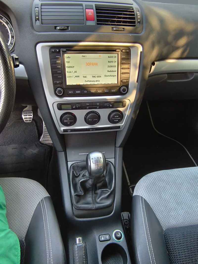 Skoda Octavia VRS, снимка 11 - Автомобили и джипове - 52692596