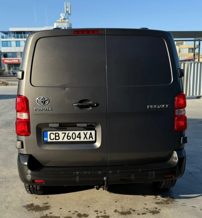 Toyota Proace City Товарен, снимка 5 - Автомобили и джипове - 51370911