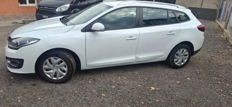 Renault Megane 1.5dci, снимка 2 - Автомобили и джипове - 52370243