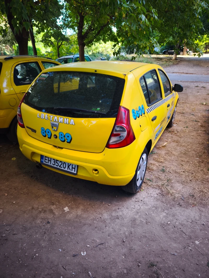 Dacia Sandero 1.2 LPG, снимка 2 - Автомобили и джипове - 52799761