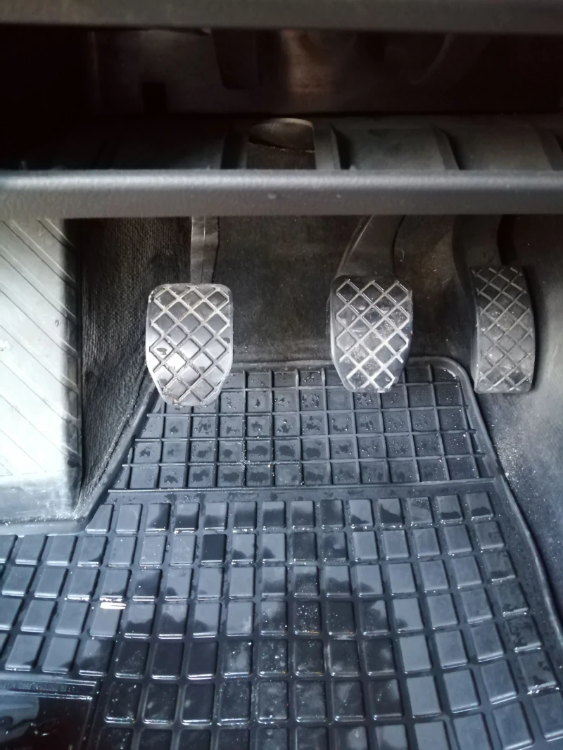 VW Passat 1.9 131, снимка 10 - Автомобили и джипове - 52062677