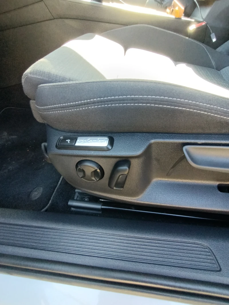 VW Passat 4MOTION, снимка 14 - Автомобили и джипове - 52587398