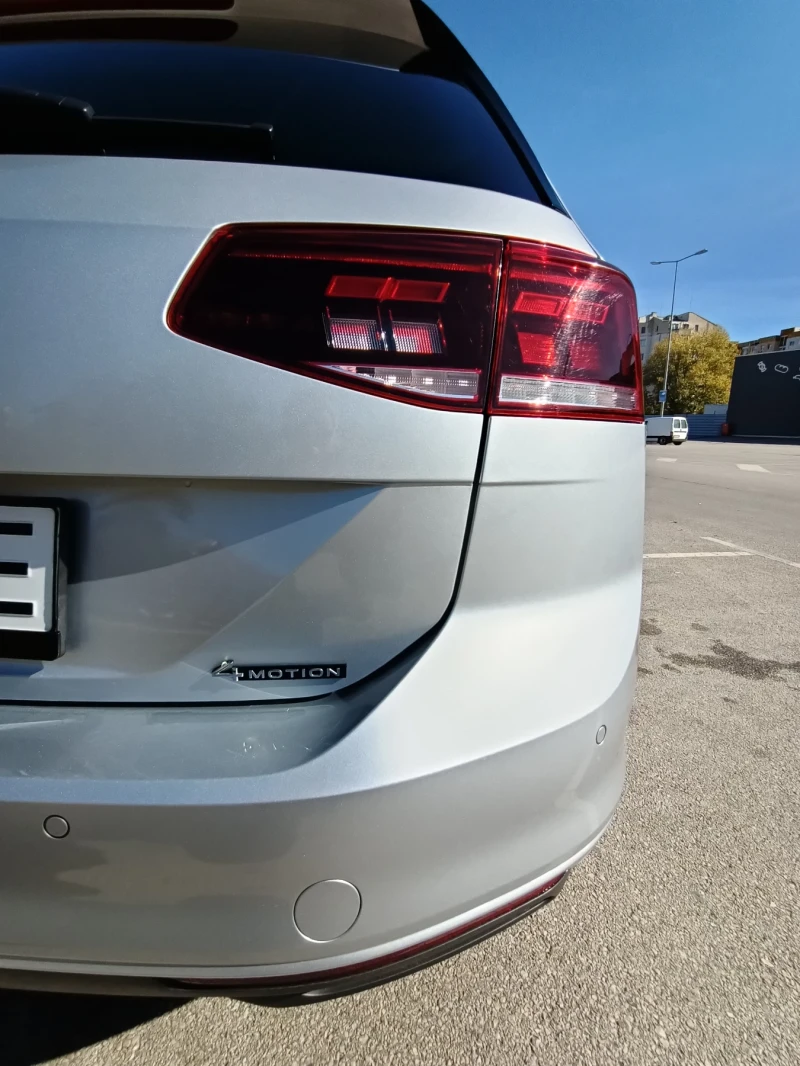 VW Passat 4MOTION, снимка 13 - Автомобили и джипове - 52587398