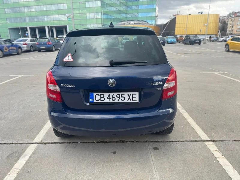 Skoda Fabia 1.6TDI Fresh/Euro 5/105кс, снимка 4 - Автомобили и джипове - 52517252