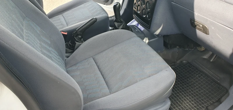 Ford Connect 1.8TDCI 90PS , снимка 13 - Автомобили и джипове - 53153940