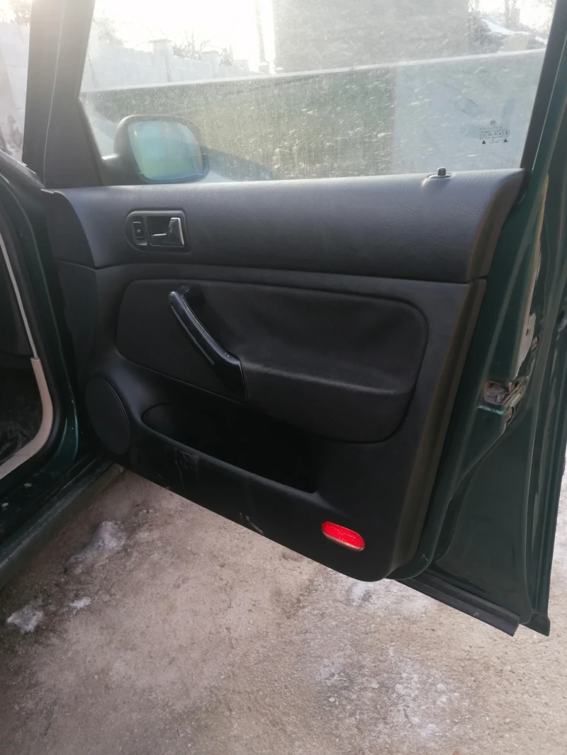 VW Golf, снимка 8 - Автомобили и джипове - 53357487