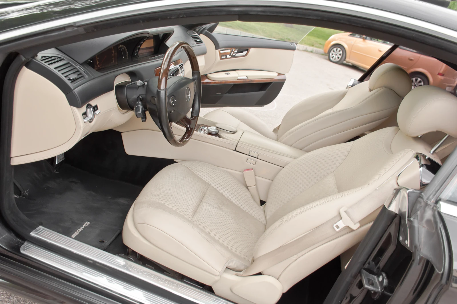 Mercedes-Benz CL 500 5.5 AMG - изображение 9