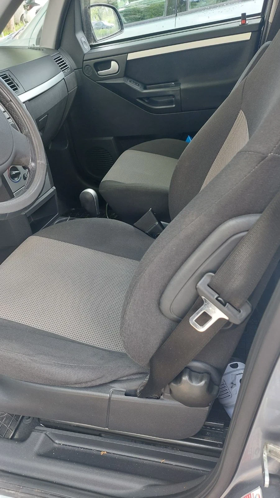 Opel Meriva 1.6 - 100 к. с, автоматик - изображение 4