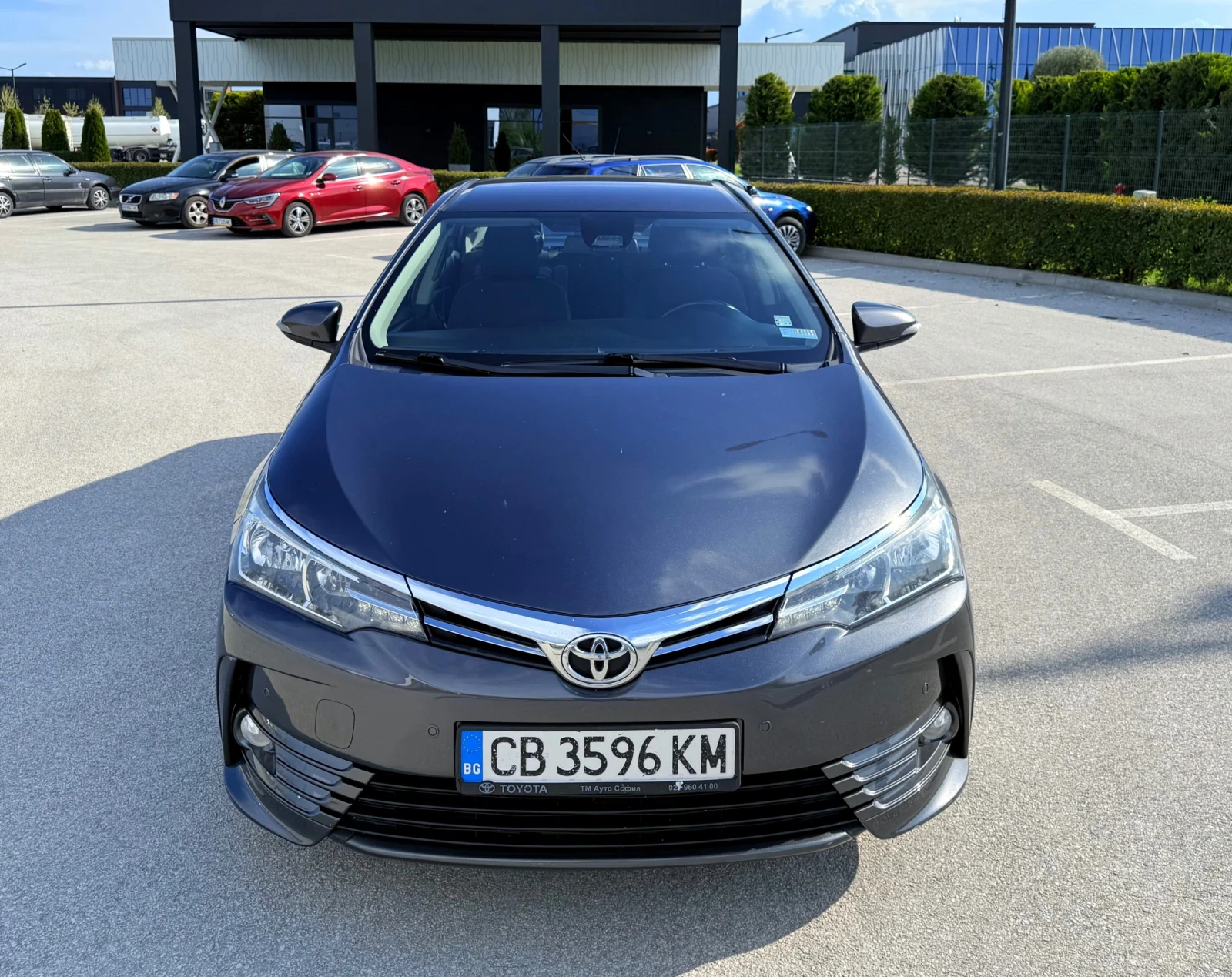 Toyota Corolla 1.8 CVT - изображение 4