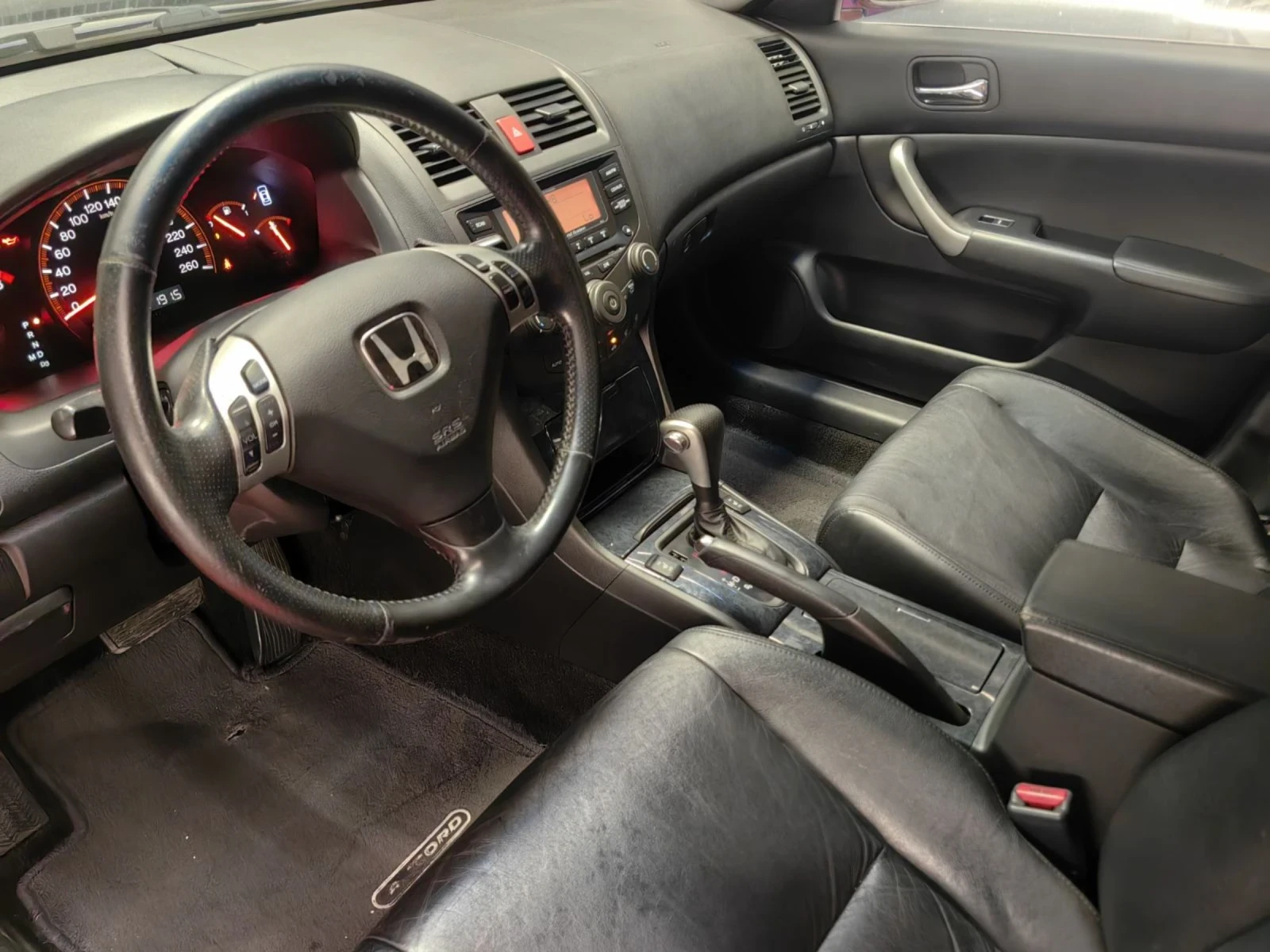 Honda Accord 2.4* SWISS* AВТОМАТ* ПОДГРЕВ* ТЕМПОМА* 190к.с* ПЕР - изображение 5