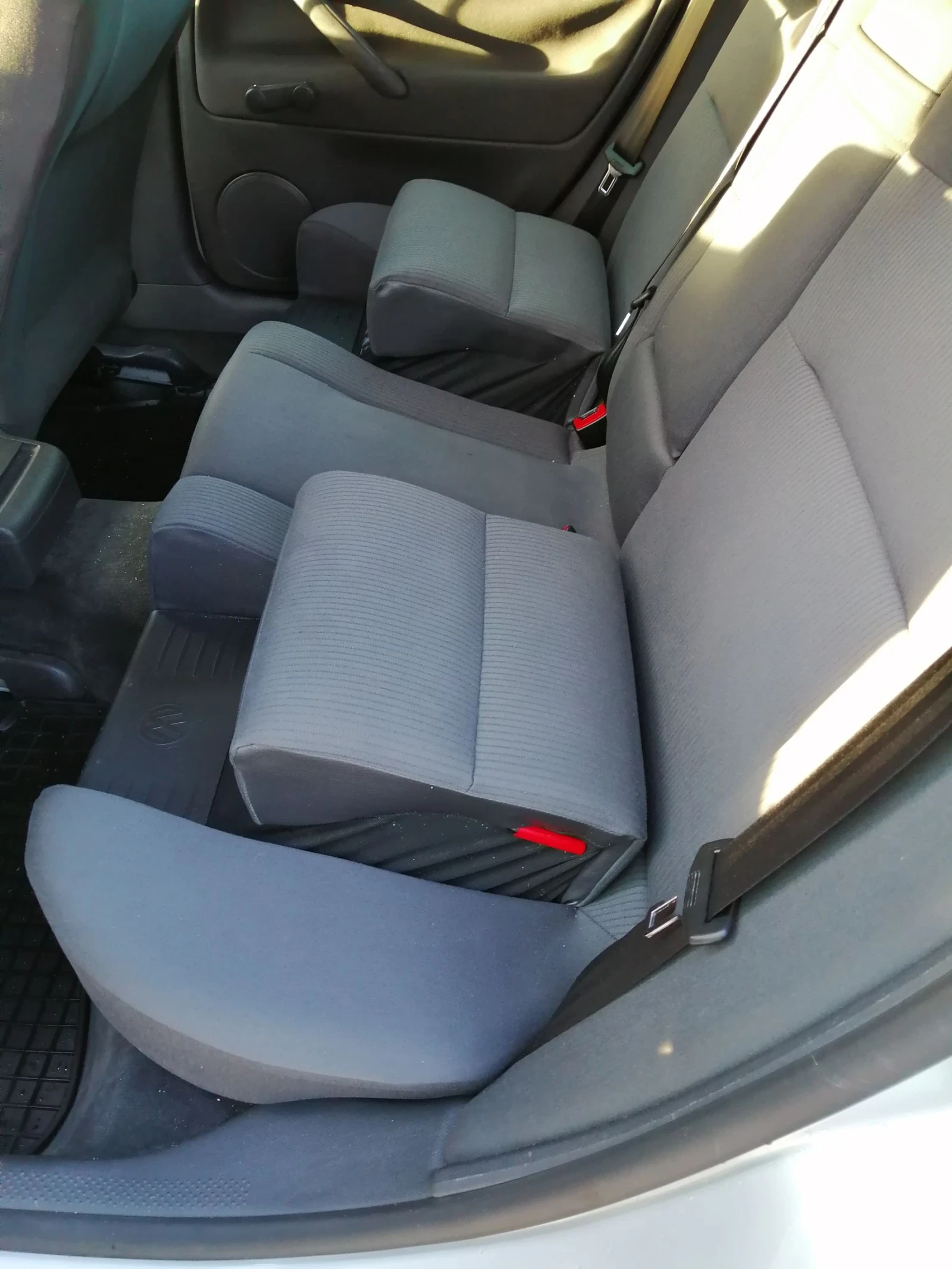VW Passat 1.9 131 - изображение 8